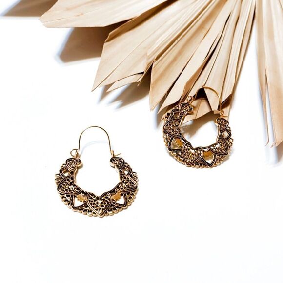 Anthro metal hoop earrings #520 - Picture 3 of 6